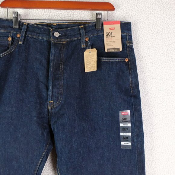 Levis 501 Jeans Mens 36x30 Blue Denim Straight Leg Button Fly Original Fit - Picture 2 of 14